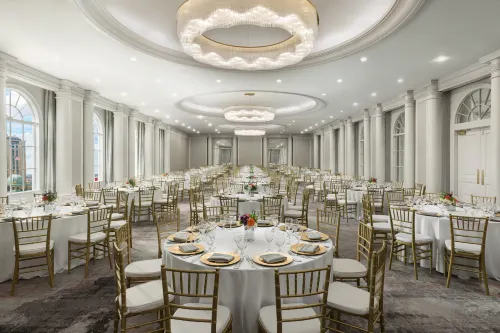 The Westin New Orleans Dining Photos