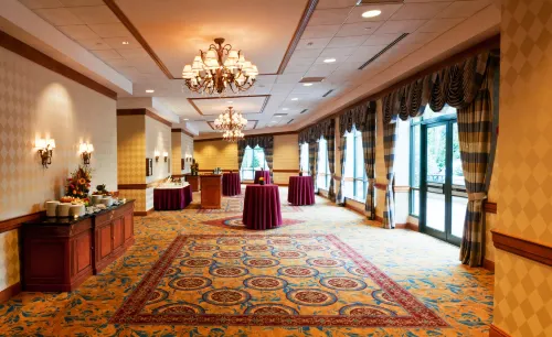 Crowne Plaza Philadelphia - King of Prussia Public Areas Photos