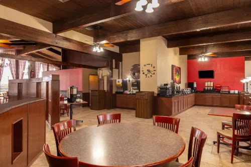 Ramada by Wyndham Spokane Airport Dining Photos