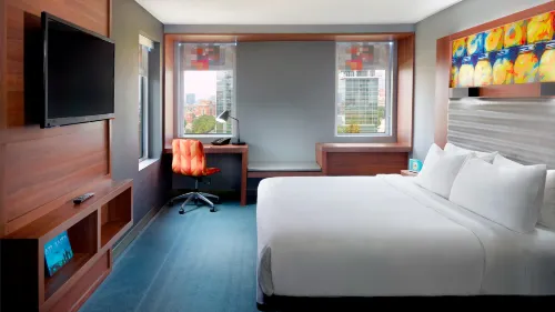 Aloft Atlanta Downtown Rooms Photos