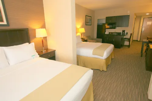 Holiday Inn Express San Diego South - Chula Vista Rooms Photos