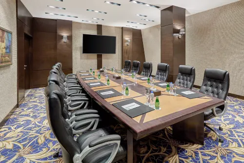 Holiday Inn Tabuk Business Photos