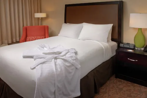 DoubleTree by Hilton Dulles Airport - Sterling Rooms Photos