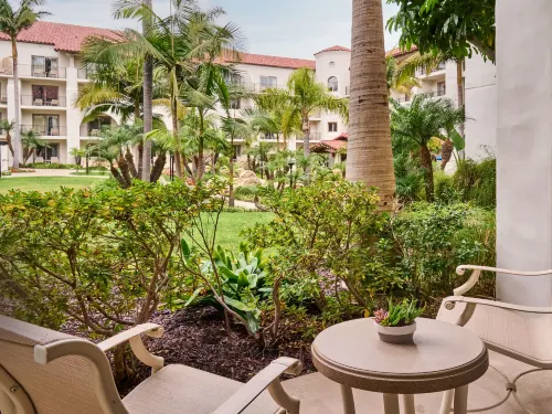 Hyatt Regency Huntington Beach Resort and Spa Exterior Photos