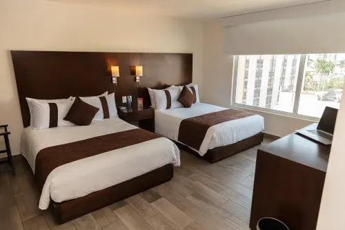 Ramada by Wyndham Tampico Centro Camere Photos