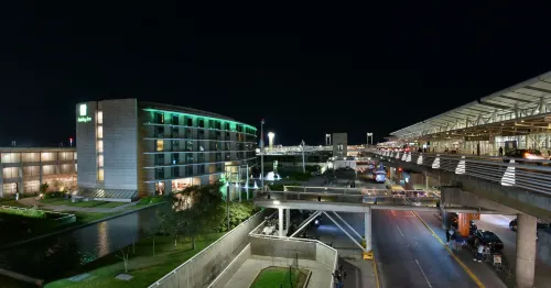 Holiday Inn Santiago - Airport Terminal À proximité de l'hôtel Photos