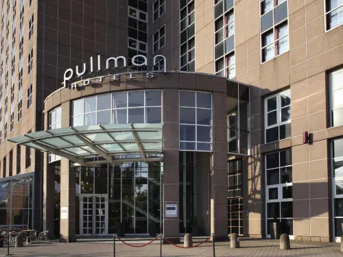 Pullman Stuttgart Fontana Extérieur Photos