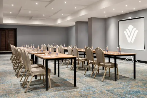 Wyndham Grand Tbilisi Business Facilities Photos