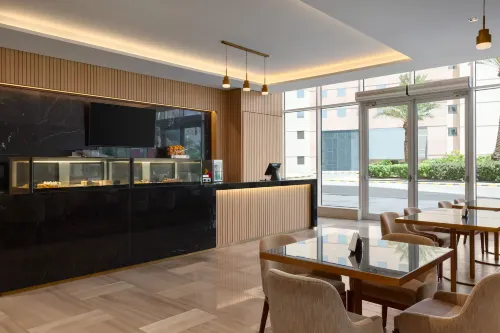 Ramada by Wyndham Riyadh King Fahd Road Restauration Photos