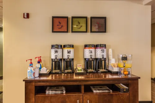 Hampton Inn Colorado Springs-Airport Ristorazione Photos