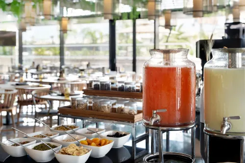 Tunis Marriott Hotel Restauration Photos