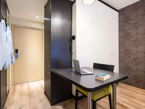 Ibis Styles Brussels Centre Stephanie Rooms Photos