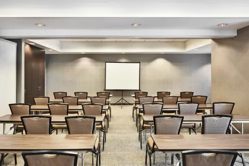 SpringHill Suites Phoenix Tempe/Airport Business Photos