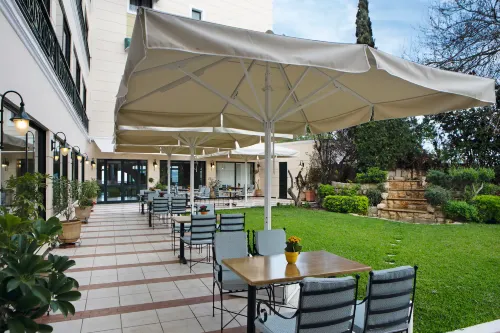 Ramada by Wyndham, Athens Club Attica Riviera Espaces publics Photos