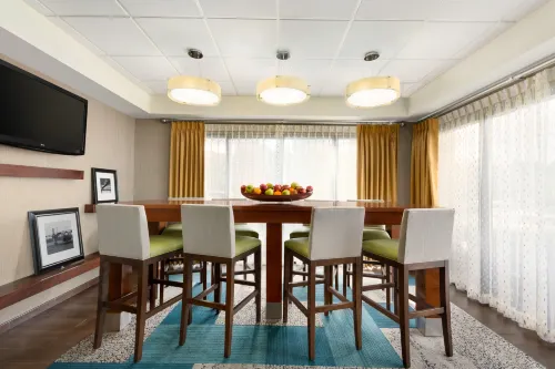 Hampton Inn Philadelphia/Mt. Laurel Photos