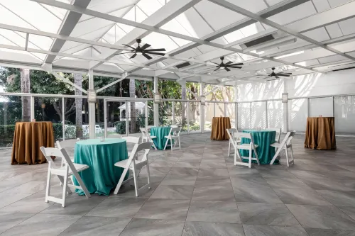 Renaissance Newport Beach Hotel Restauration Photos