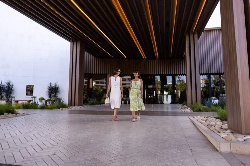 VEA Newport Beach, a Marriott Resort & Spa Public Areas Photos