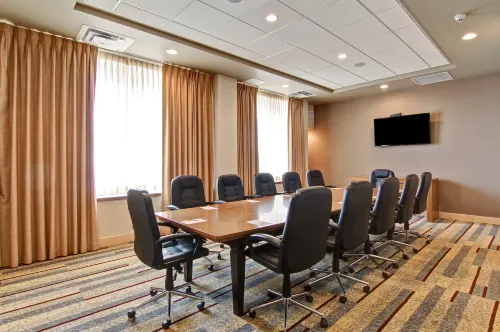 DoubleTree by Hilton Kamloops Business Photos