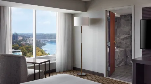 Niagara Falls Marriott Fallsview Hotel & Spa Rooms Photos