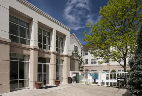 Homewood Suites by Hilton Newark - Cranford Extérieur Photos