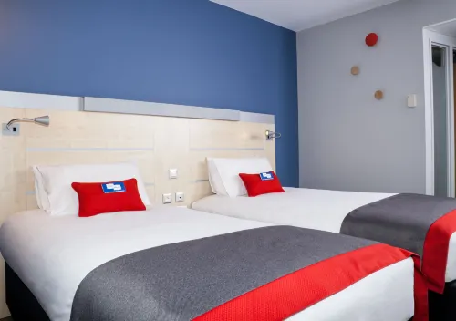 Holiday Inn Express Toulouse Airport Zimmer Photos