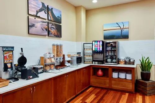 Four Points by Sheraton Jacksonville Baymeadows Dining Photos