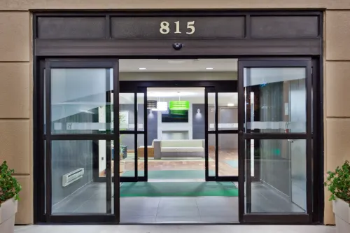 Holiday Inn Baltimore BWI Airport Exterior Photos