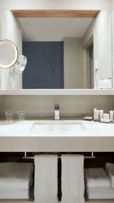 Quebec City Marriott Downtown Rooms Photos