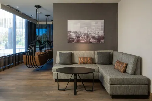 Tysons Corner Marriott Public Areas Photos