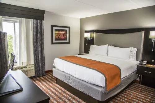 Holiday Inn Express & Suites Nashville Southeast - Antioch Photos