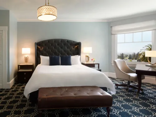 The Claremont Resort & Club Rooms Photos