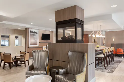 Hampton Inn & Suites Denver-Cherry Creek Dining Photos