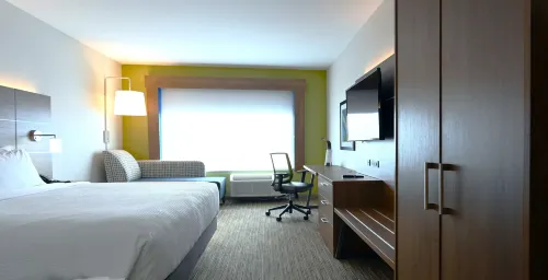 Holiday Inn Express & Suites Aurora Photos
