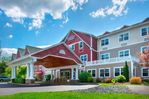 Fairfield Inn & Suites Great Barrington Lenox/Berkshires Exterior Photos
