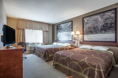 Super 8 by Wyndham Abbotsford BC Photos
