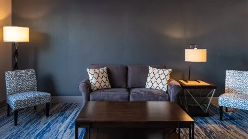 Skyline Hotel Detroit Airport, SureStay Collection by BW Rooms Photos