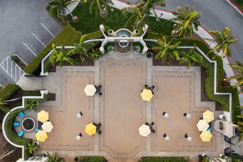Renaissance Newport Beach Hotel Extérieur Photos