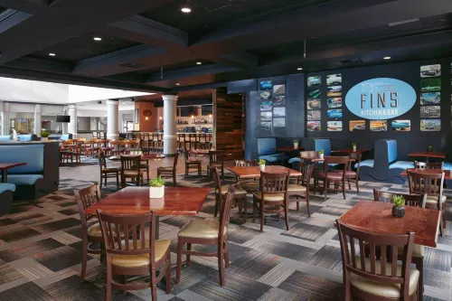 Detroit Marriott Livonia Restauration Photos