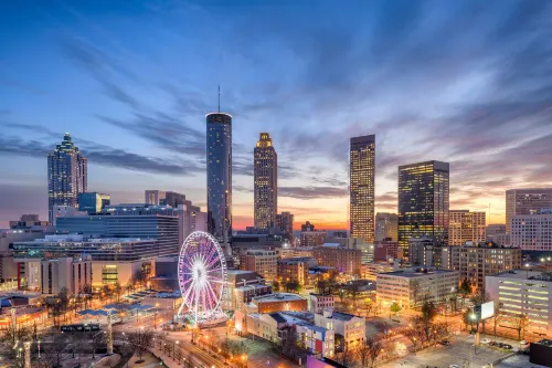 Atlanta Marriott Suites Midtown Рядом с отелем Photos