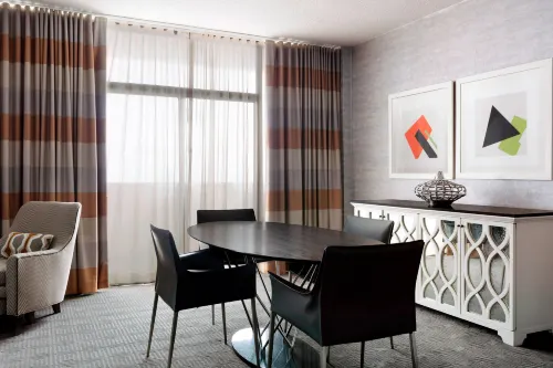 Sheraton Charlotte Hotel Photos