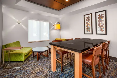 Holiday Inn Express & Suites Cleveland-Richfield Photos