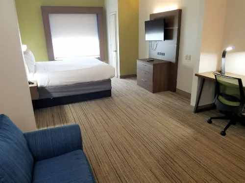 Holiday Inn Express & Suites Dallas East - Fair Park Photos