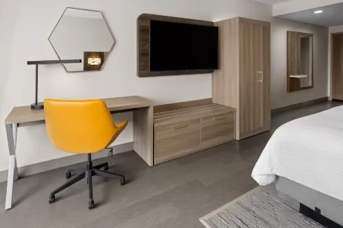 Holiday Inn Express & Suites Waynesboro East Photos