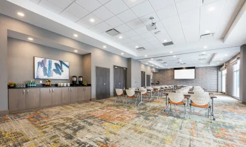 Hampton Inn & Suites by Hilton Charlottetown, PEI Business Facilities Photos