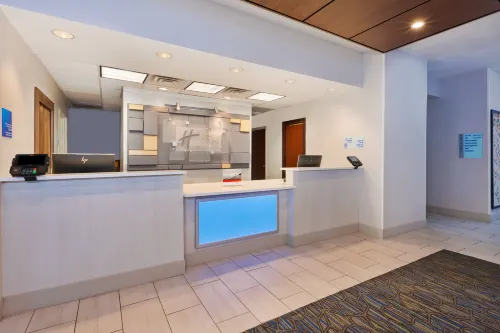Holiday Inn Express & Suites Cleveland-Richfield Espaces publics Photos
