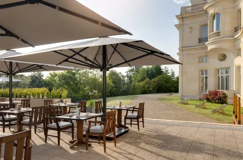InterContinental Chantilly Chateau Mont Royal Dining Photos
