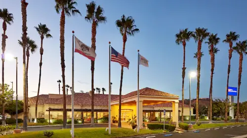 Hilton Garden Inn Valencia at Six Flags Exterior Photos