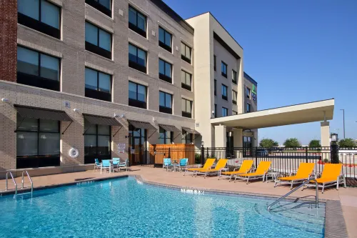 Holiday Inn Express & Suites Dallas-Frisco NW Toyota Stdm Leisure & Recreation Photos