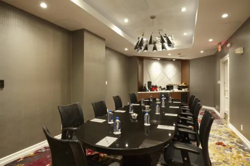 DoubleTree by Hilton Hotel Dallas Near the Galleria Business Facilities Photos