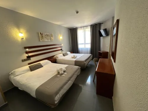 Hotel Valdemoro Photos